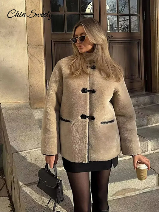Chaqueta vintage de lana de cordero para mujer, abrigo holgado de forro polar con cuello redondo, bolsillos de un solo pecho, manga larga, prendas de vestir exteriores para otoño e invierno.