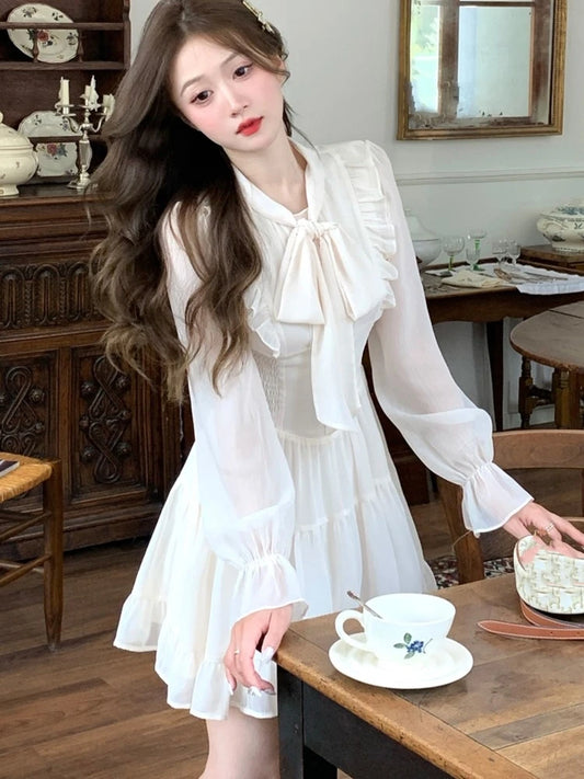 Elegante vestido corto de gasa para mujer, con mangas acampanadas y volantes, corte A, para fiesta de cumpleaños, moda coreana, vestido de una pieza, nuevo