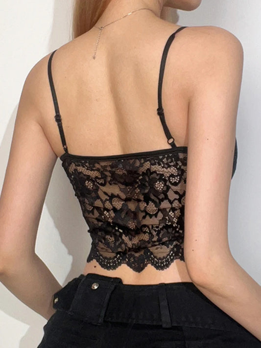 Camisola gótica de encaje asimétrico, sexy y transparente, negra, para mujer, estilo rave, atuendos de baddie, top corto