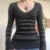 Camiseta vintage Y2K Grunge Emo de los años 00, con rayas negras y grises, cuello en V, manga larga, estilo jersey, estilo retro chic de otoño para mujer, estilo gótico.
