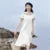 Vestido de mujer con cuello azul marino y estilo universitario y artístico, nuevo vestido de verano blanco con luz de luna y cintura ceñida.