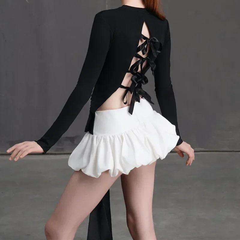 Conjuntos de falda con lazo para mujer, blusa sexy con espalda descubierta y cordones, minifaldas con pliegues a la moda, trajes de 2 piezas para mujer.