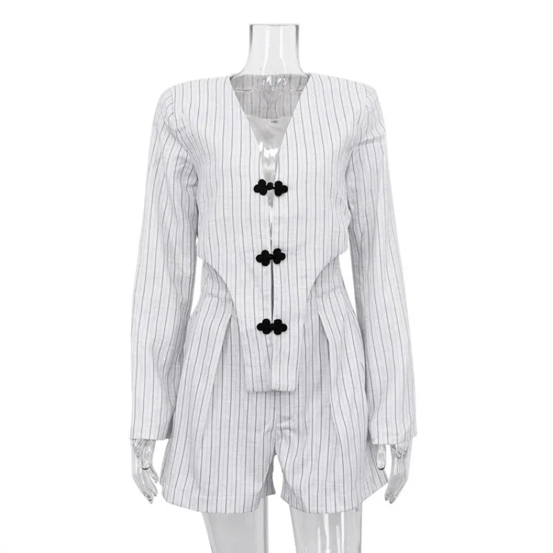 Designer Women’s Striped Set Casual Oversized Blazer Two Pieces Set For Women Pullover Long Sleeve Shirt Tops And Shorts