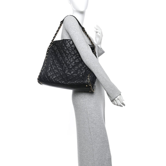 Calfskin Quilted Large Chain Me Hobo Black