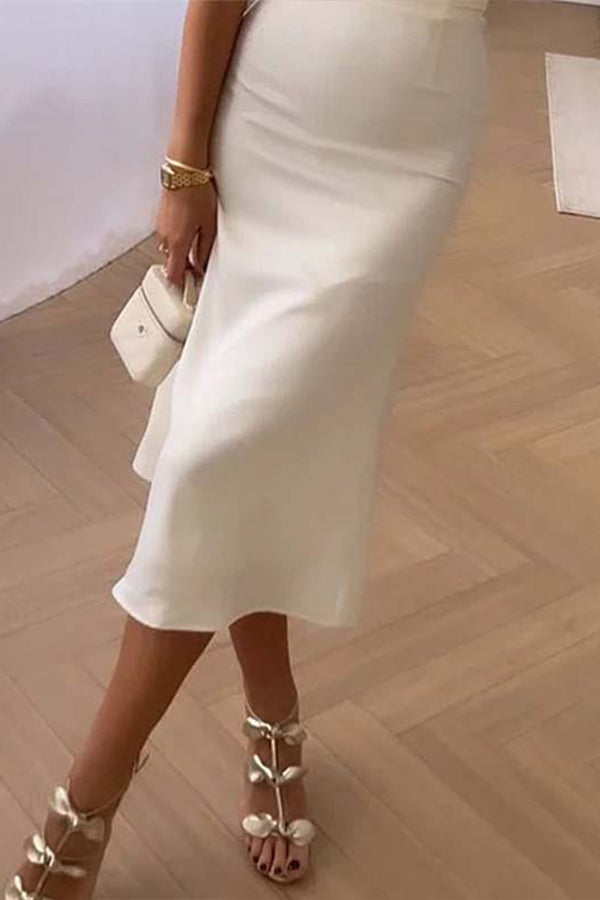 ELEGANTE VESTIDO BANDEAU DE COLOR LISO