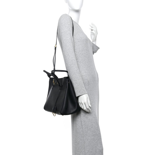 Smooth Calfskin Hampton Carry All Bag Black