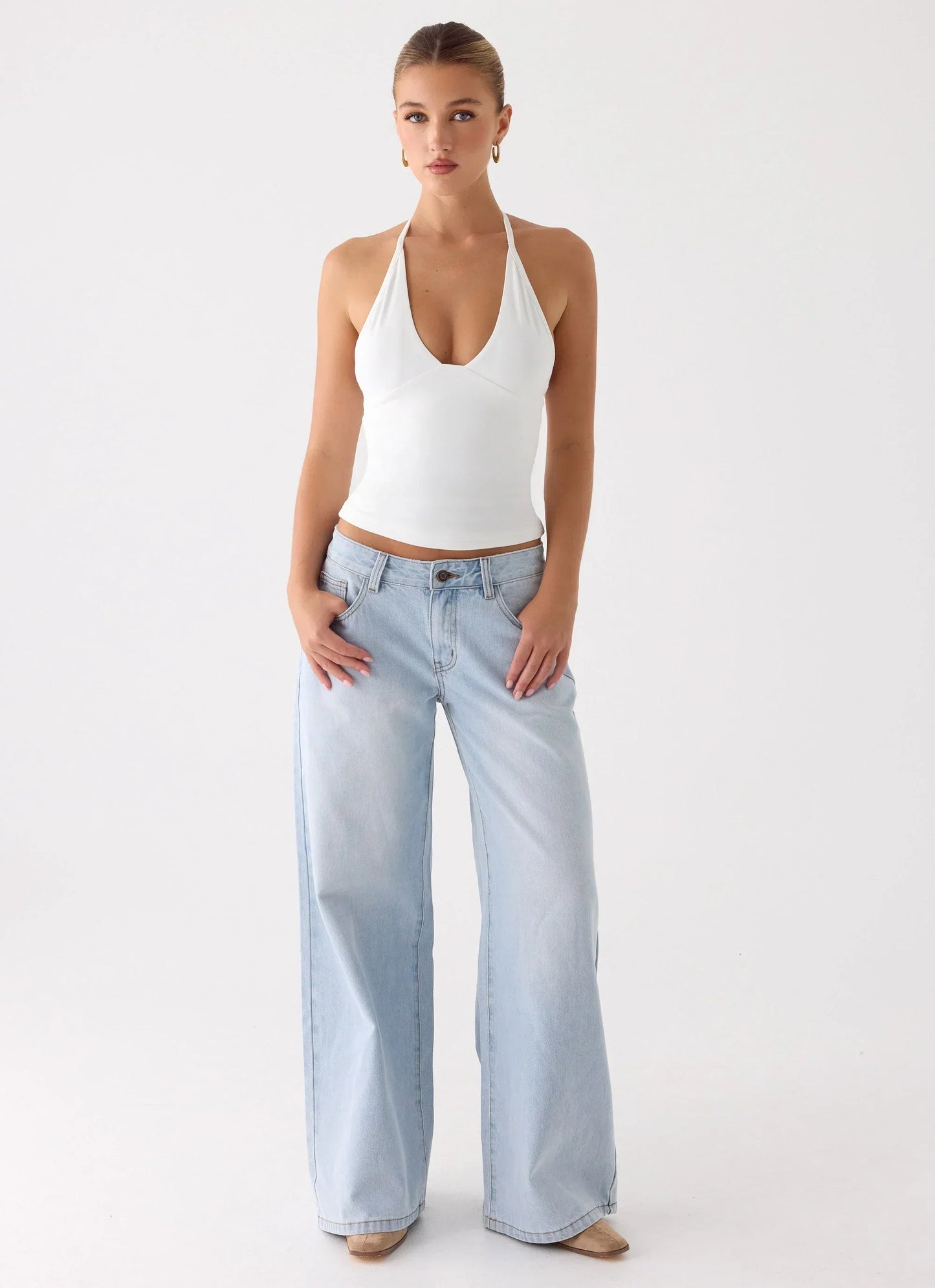 Neo Low Rise Wide Leg Denim Jeans - Light Blue Wash
