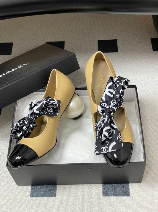 CC 26 Double C Pearl Heel Pump With Silk Ribbon Beige Sheepskin 593156