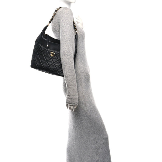 Calfskin Quilted Close To Me Hobo Black