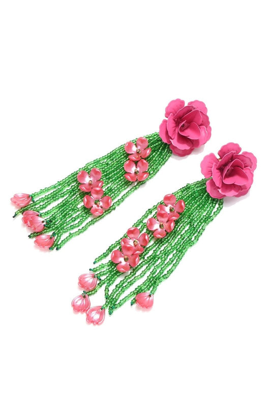 Pendientes con borlas de flores de Donna