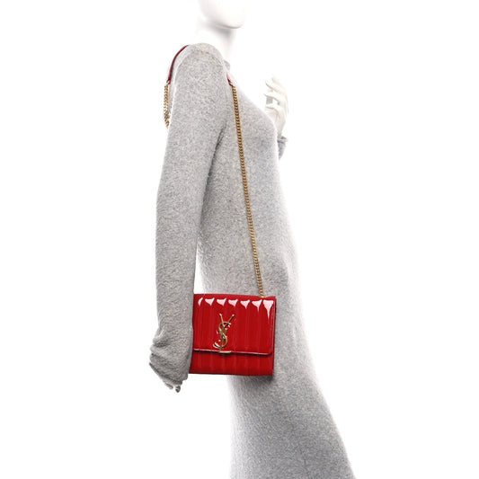 Patent Calfskin Matelasse Vicky Chain Wallet Rouge Eros