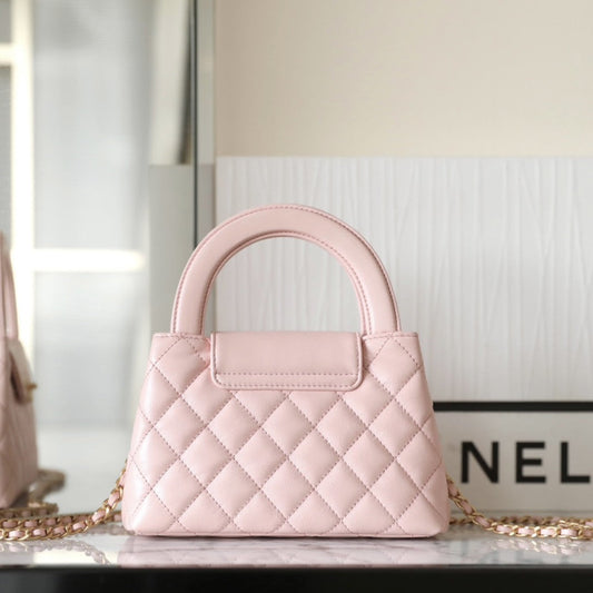 C hanel 24P ๐๐ฒ๐น๐น๐ Chain clutch bag(Pink)