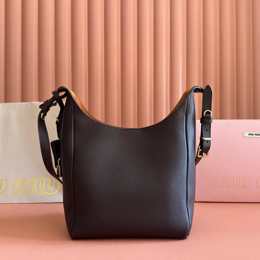 Miu Leather Bucket Bag 23cm Black Grain Cowhide