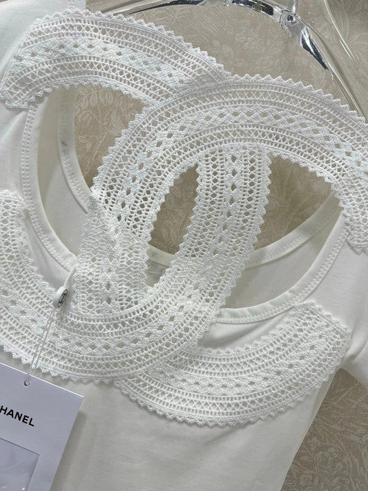 CHANEL SHORT-SLEEVE T-SHIRT 272283