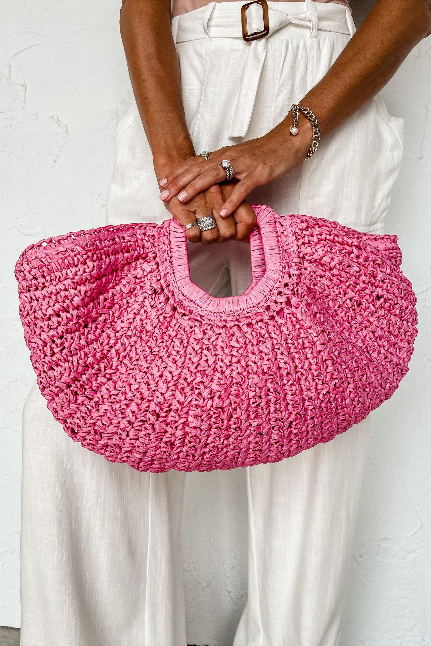 Bolso grande de paja hecho a mano con forma de luna