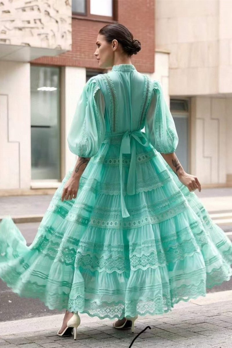 Vestido largo Paula con mangas abullonadas y encaje bordado