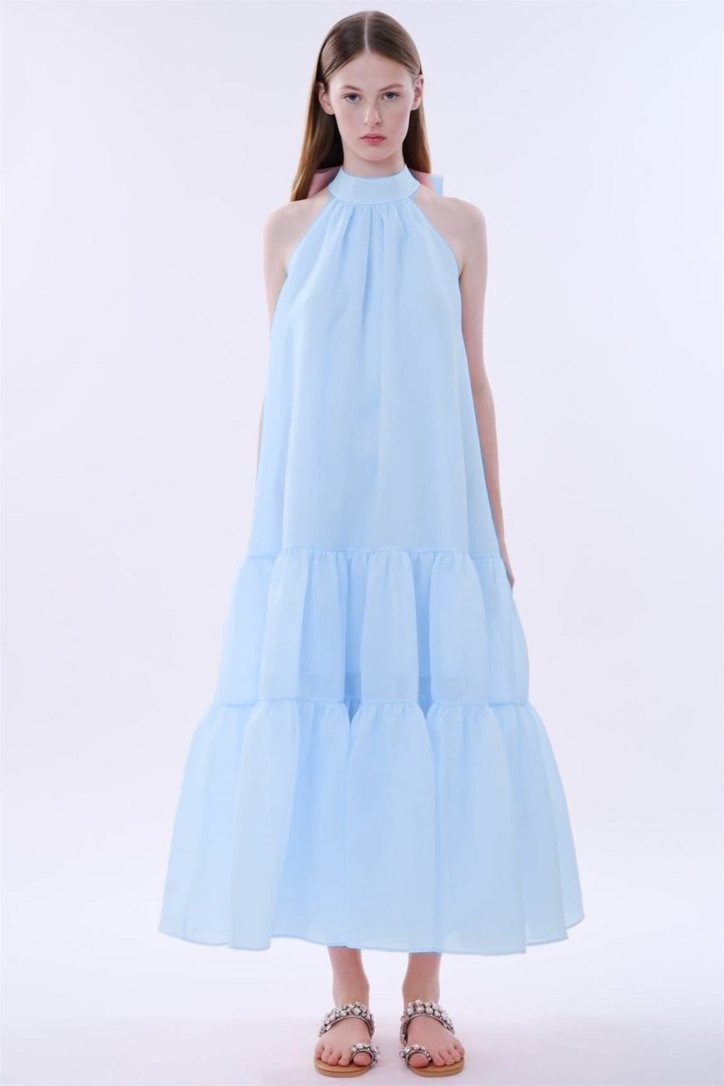 Vestido largo Phoebe con lazo y corte A en capas