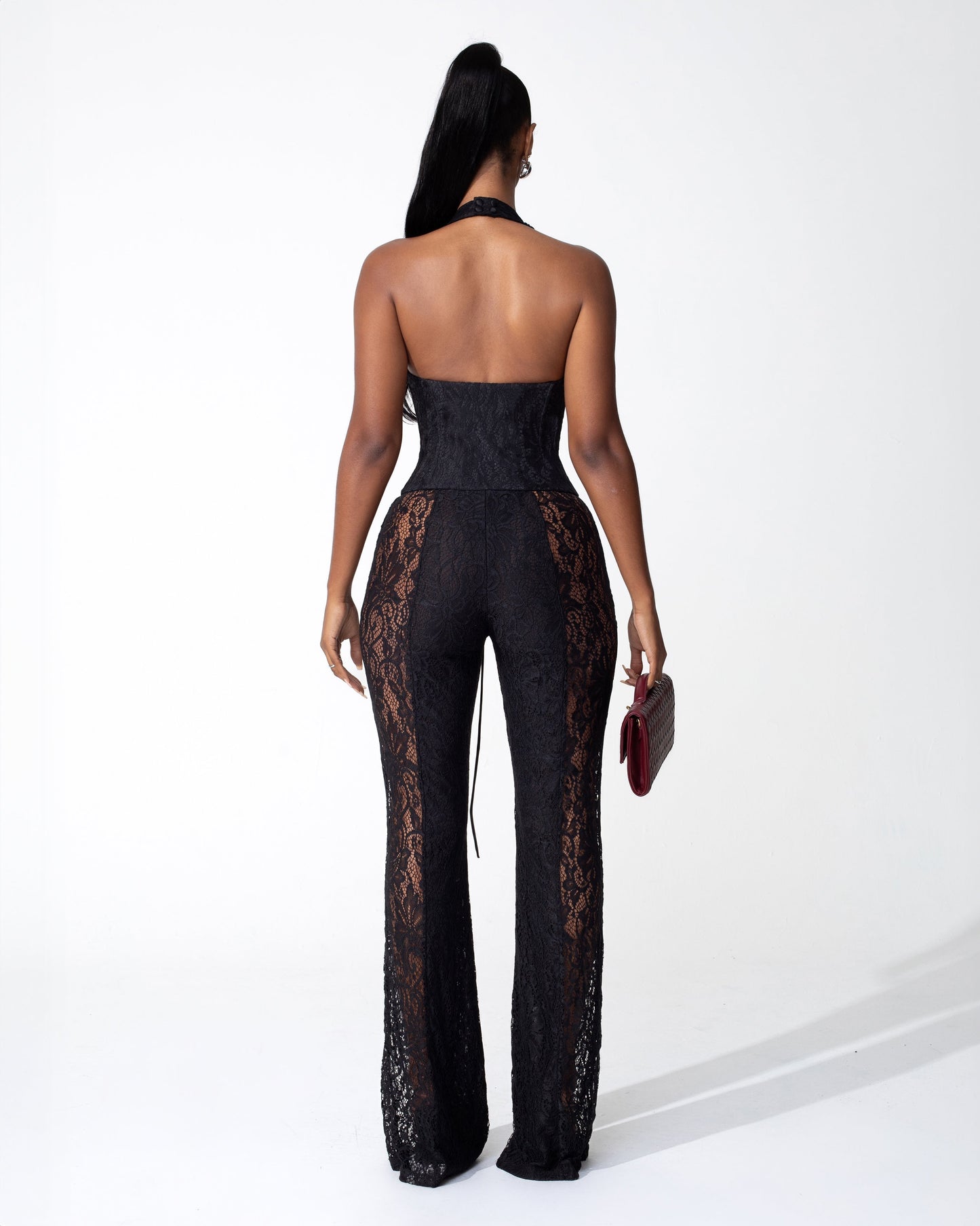 Mono de encaje transparente con cuello halter Martha