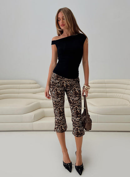 Firecracker Capri Pants Leopard