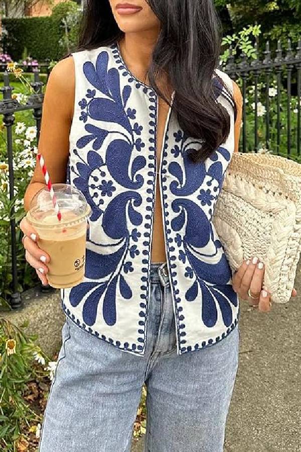 Chaqueta bordada sin mangas 