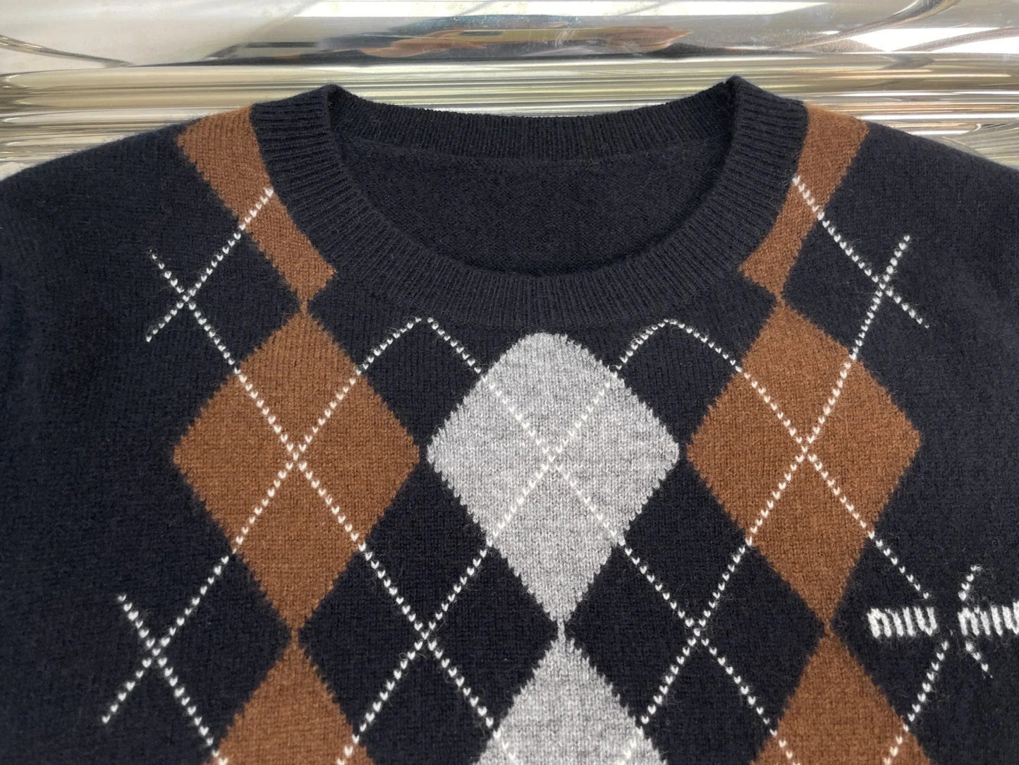 MIUMIU SHORT-SLEEVE KNIT TOP STYLE 71