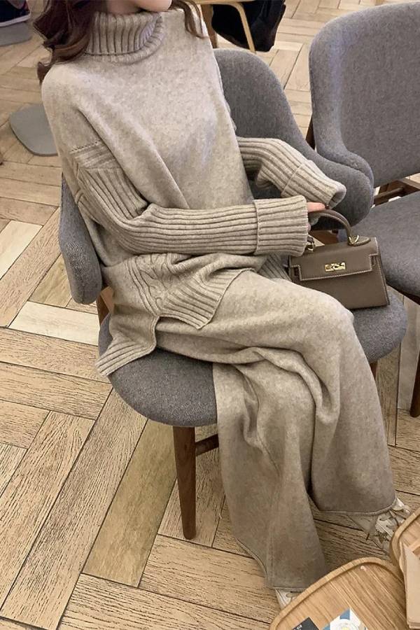 Trajes de suéter dividido de cuello alto