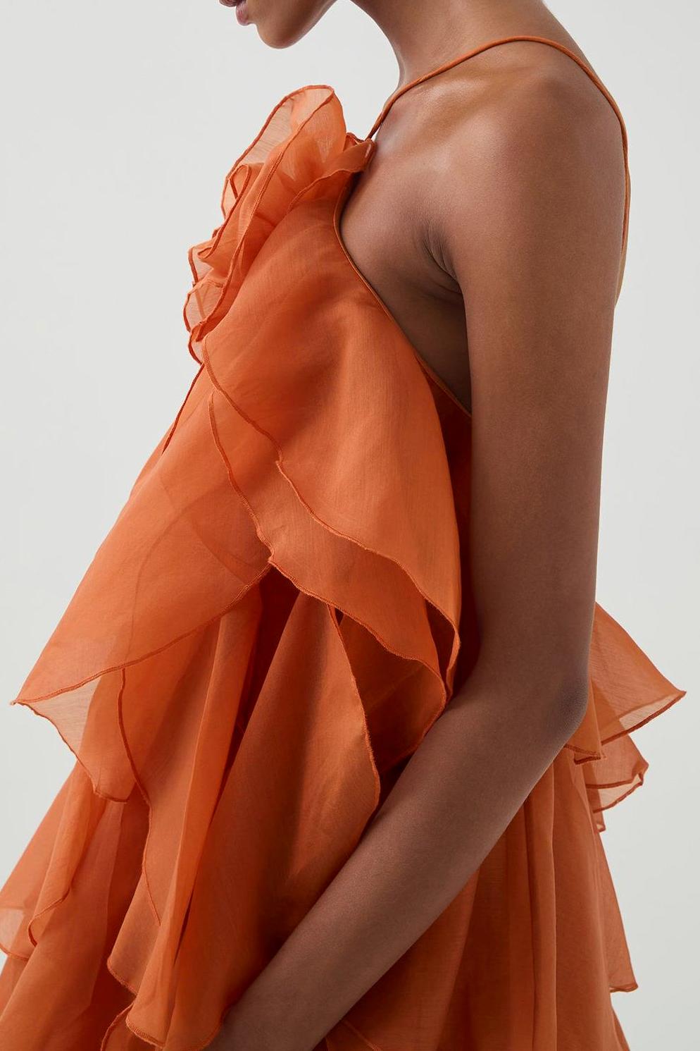 Vestido largo con volantes y cuello halter con flores 3D 