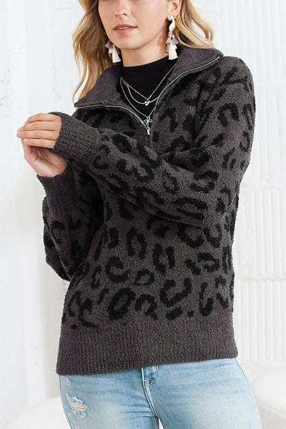 Suéter casual con cuello y cremallera y estampado animal