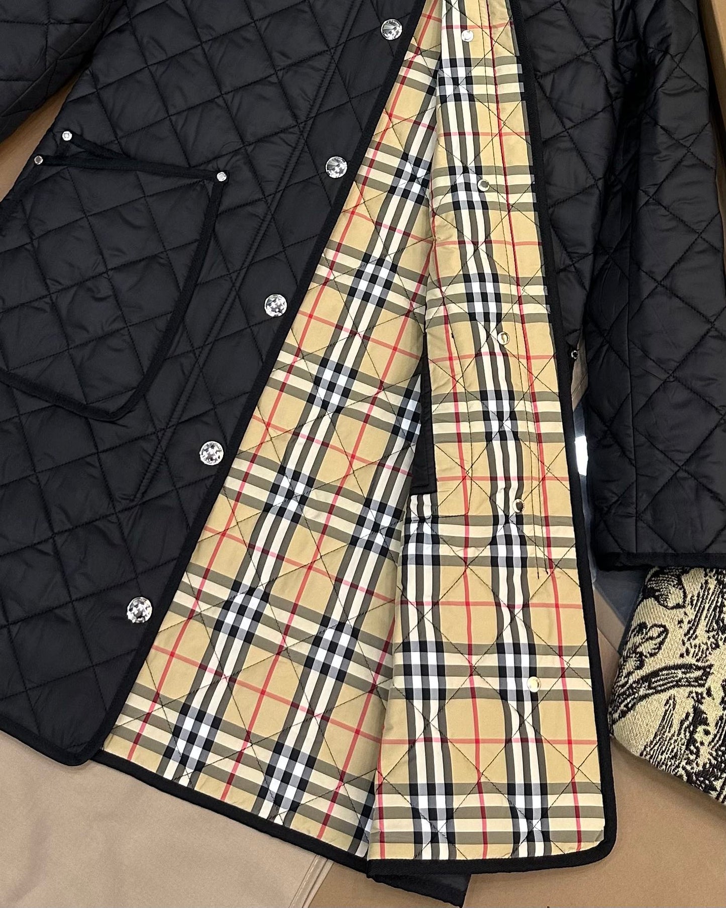 Burberry 25 Quilted Hooded Long Coat Black Polyester Cotton