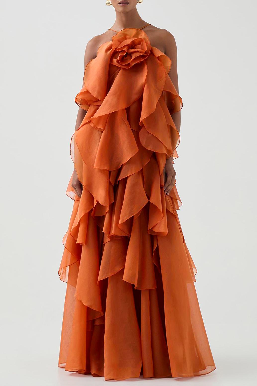 Vestido largo con volantes y cuello halter con flores 3D 
