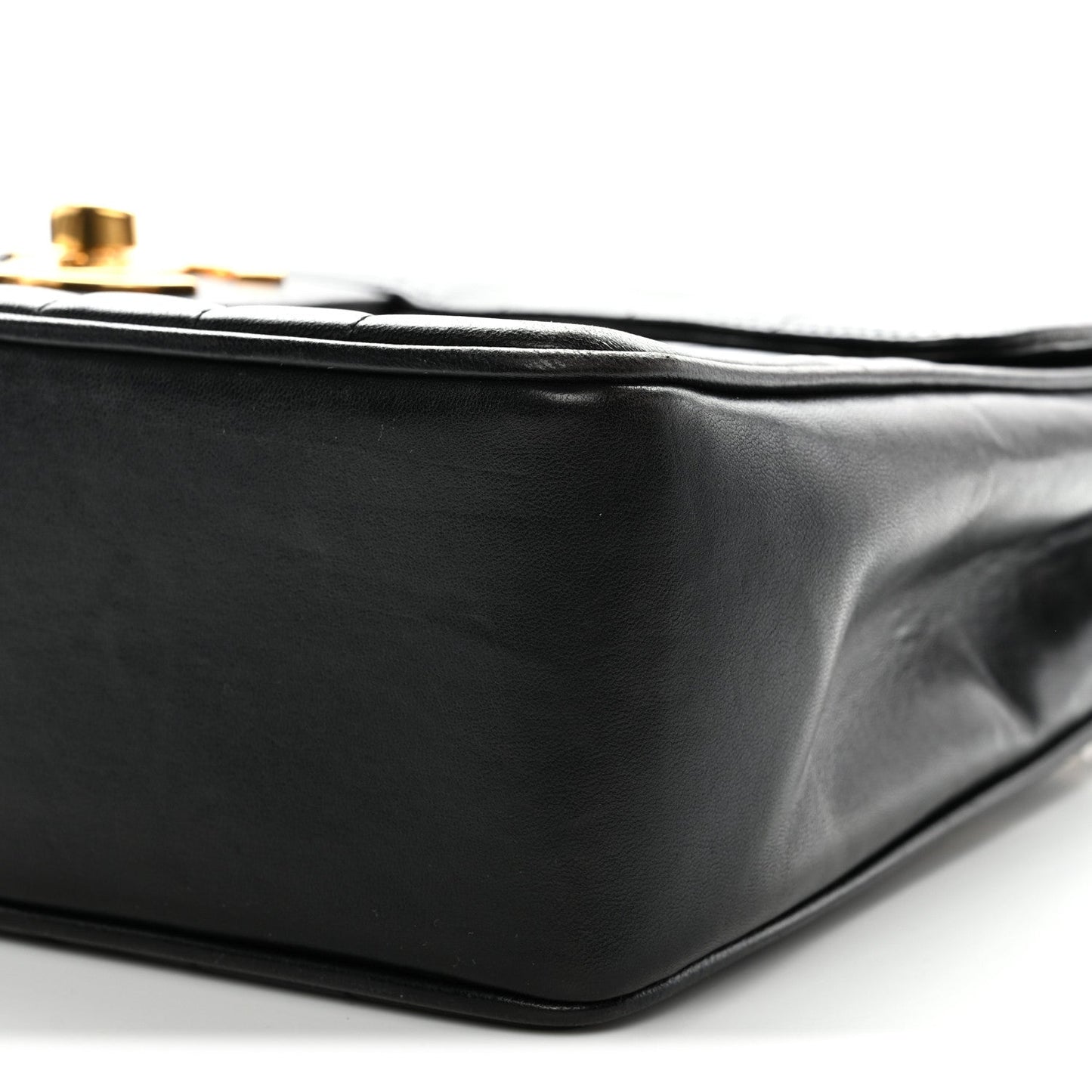 Lambskin Vertical Quilt Jumbo Single Flap Black