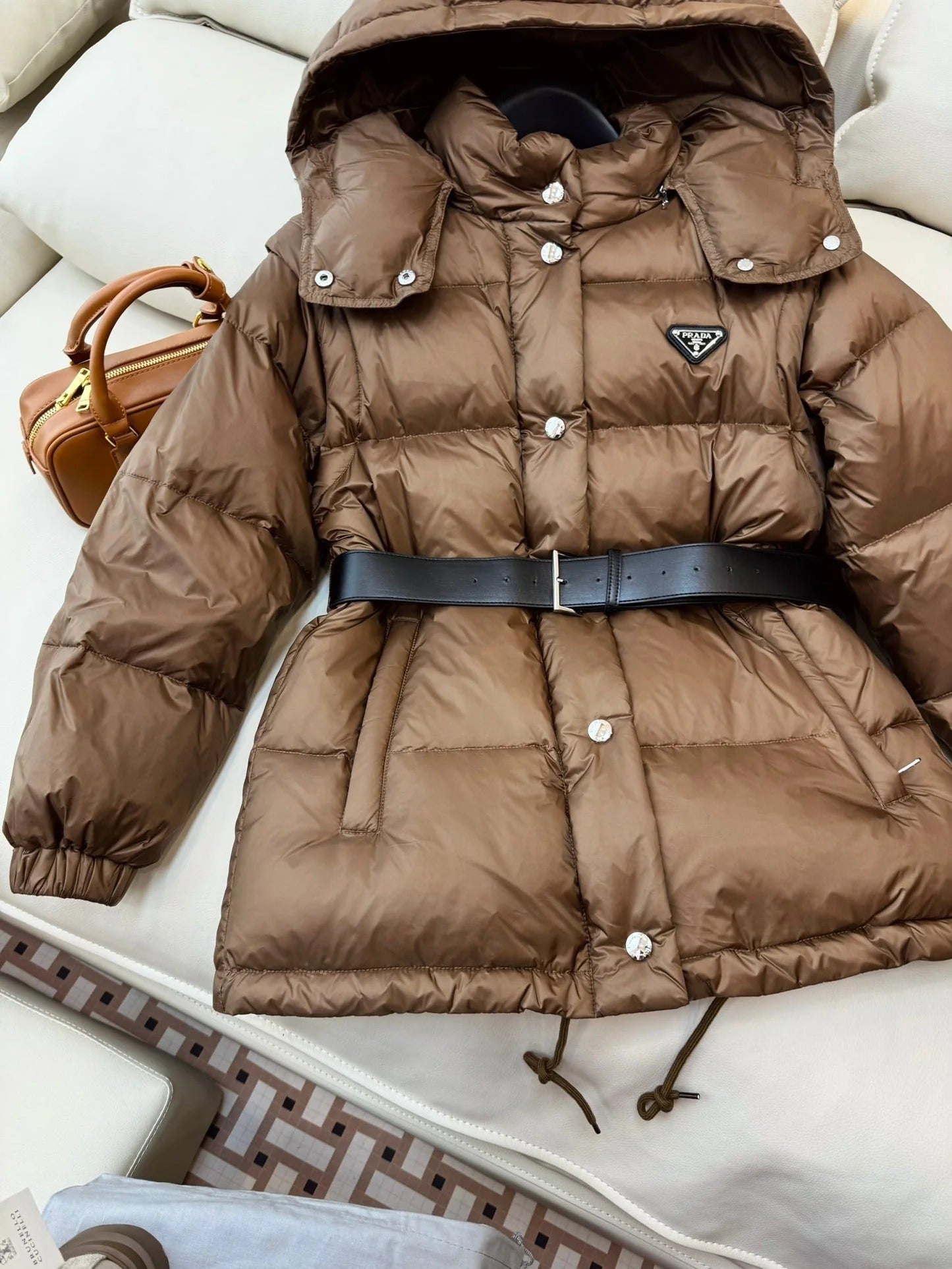 PRADA 25S DOWN COAT 311