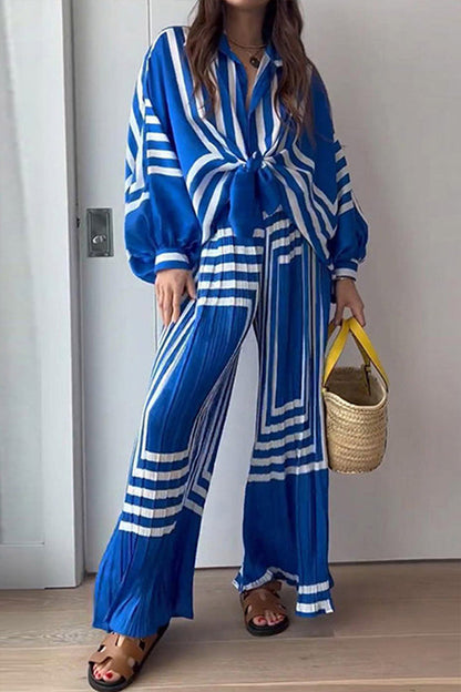Conjunto de dos piezas informal de manga larga con cuello en V y estampado de rayas y patchwork