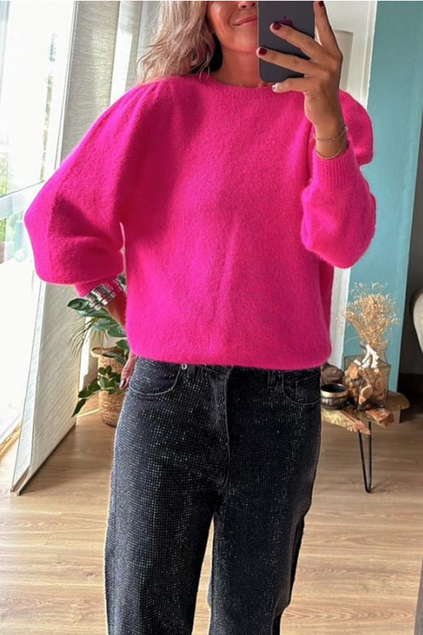 Suéter holgado de cuello ancho de color liso de punto para un día de invierno brillante