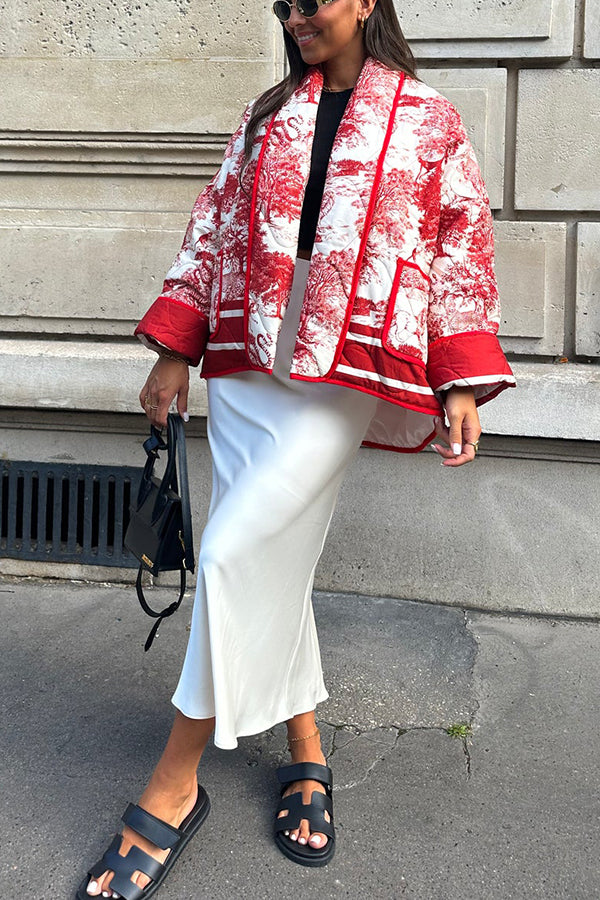 Chaqueta tipo kimono de algodón acolchado con bolsillo y estampado de tinta de porcelana con canciones románticas 