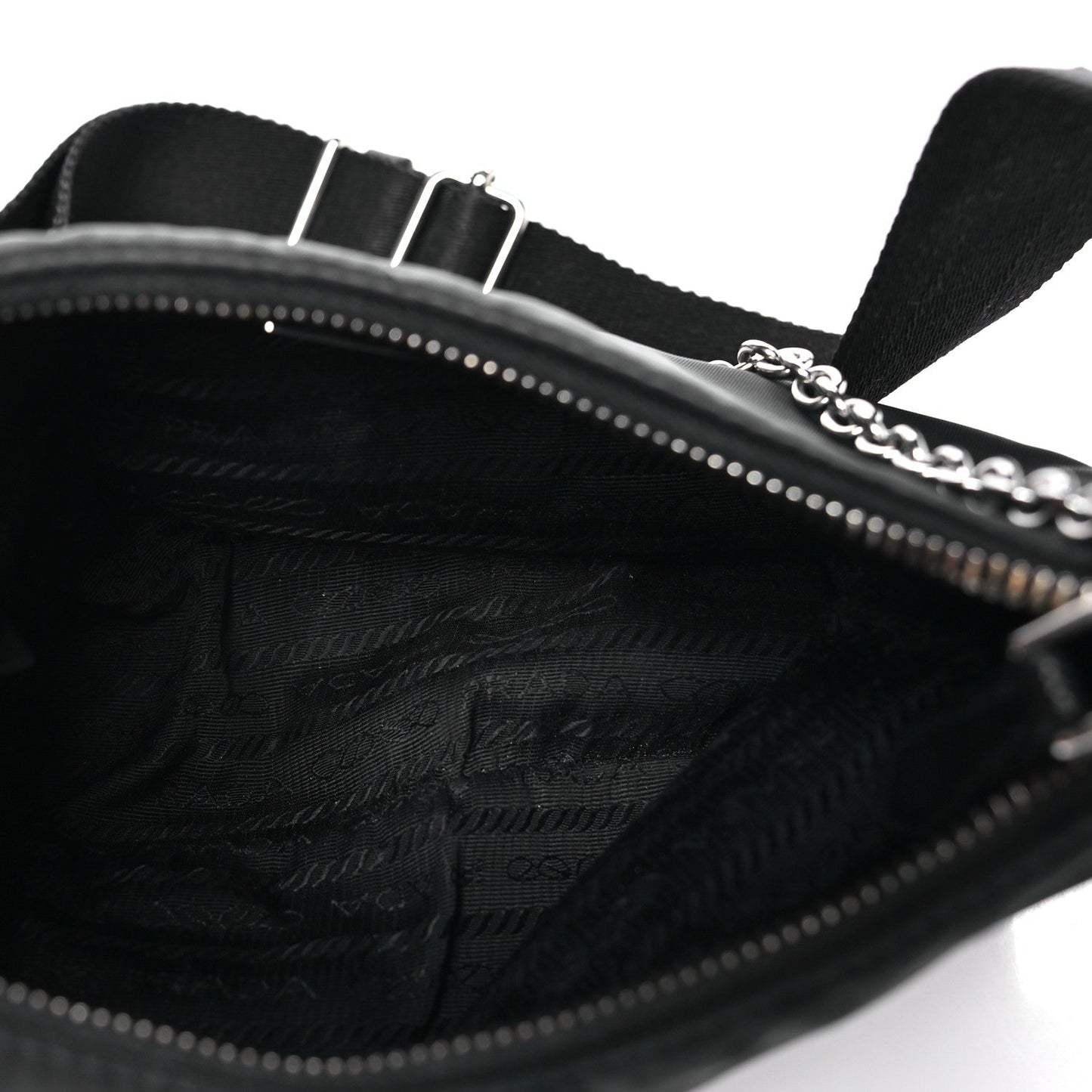 Re-Nylon Saffiano Re-Edition 2005 Shoulder Bag Black