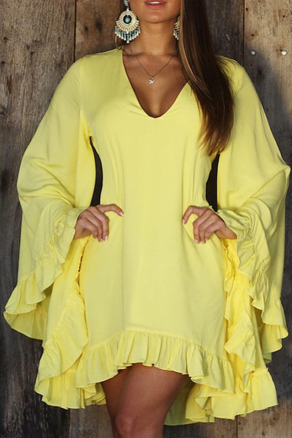 Vestido elegante de poliéster con cuello en V y falda irregular. 