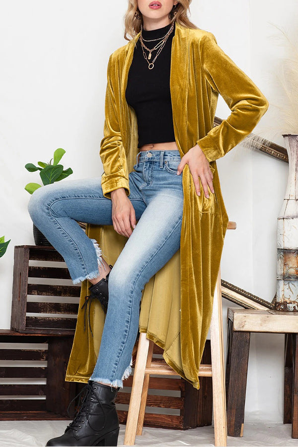 Cárdigan largo elegante de terciopelo amarillo con bolsillo frontal abierto