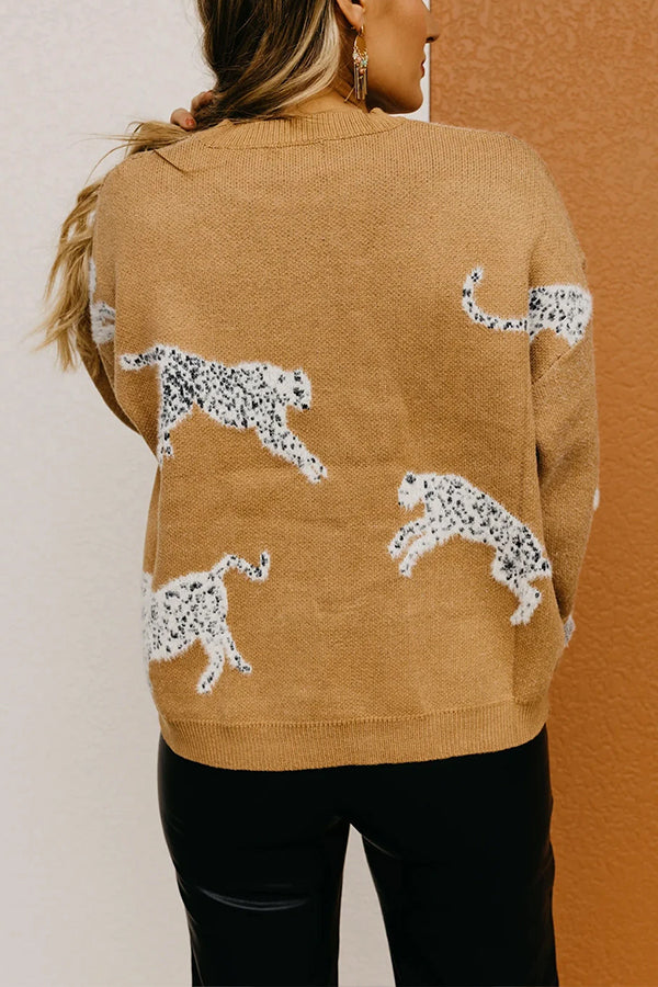 Suéter de punto con hombros caídos y estampado animal color camello