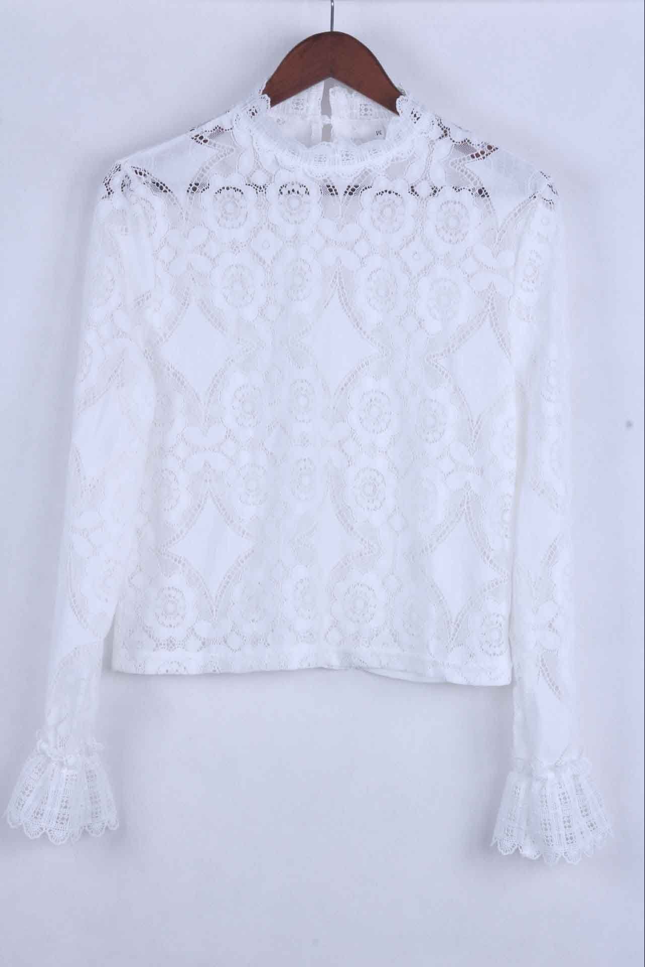 Tops de encaje liso (2 colores)