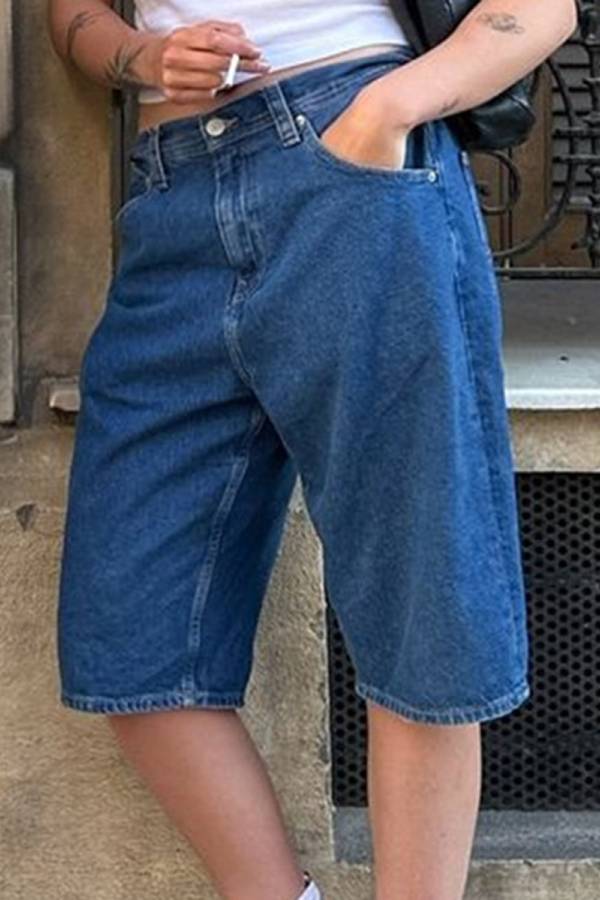 Shorts vaqueros de cintura alta con bolsillos