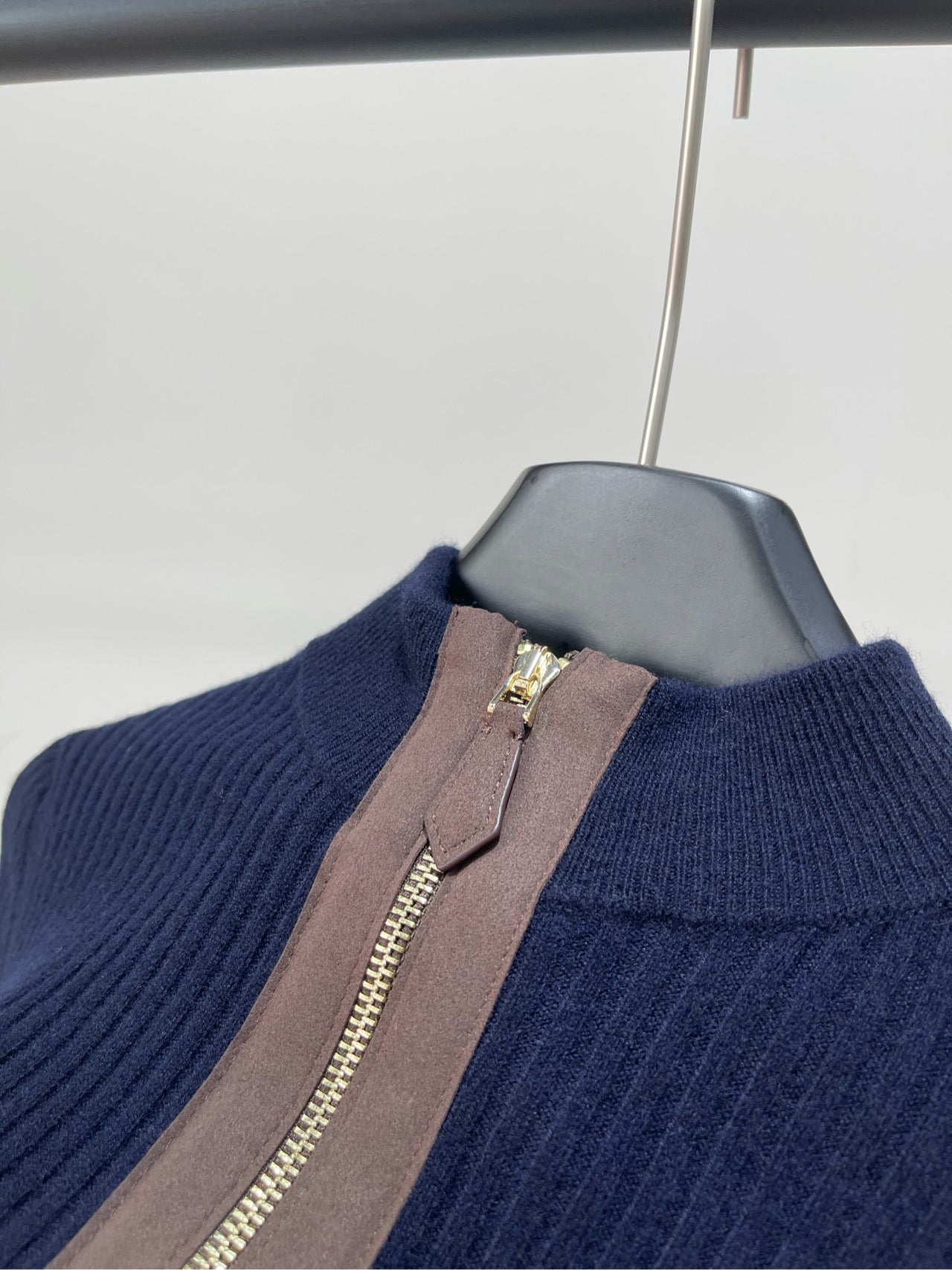 Miu Zipper Cardigan Navy Blue Sheep Wool 349754