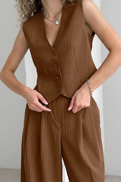 Conjunto retro de dos piezas a rayas con cuello en V