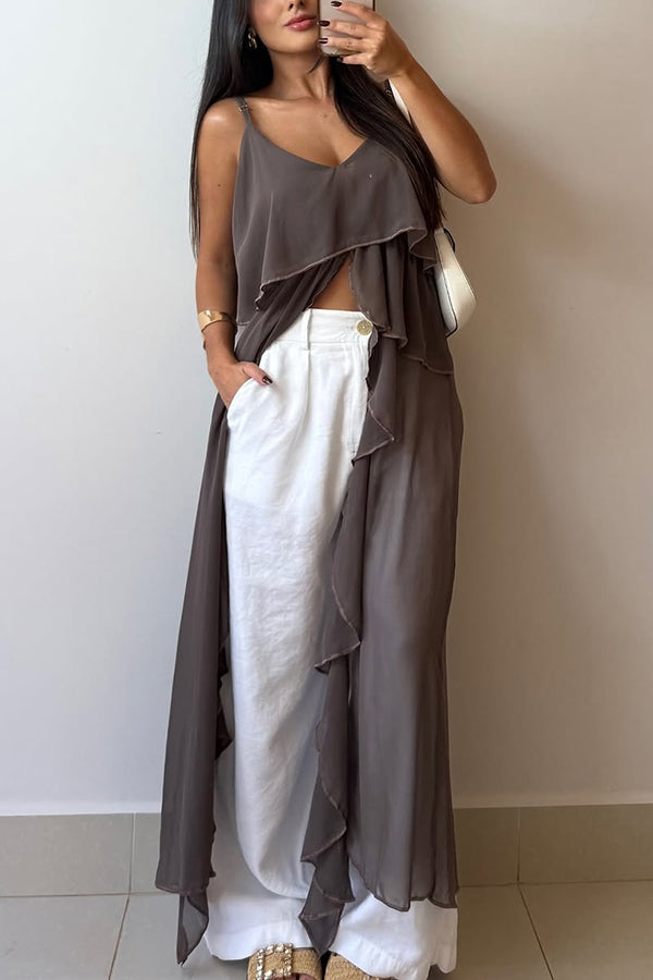 Top holgado irregular con volantes y cuello en V de color liso