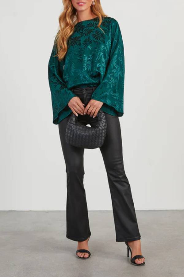 Top de manga ancha con relieve Odette