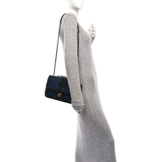 Lambskin Quilted Medium Elegant CC Flap Navy Black