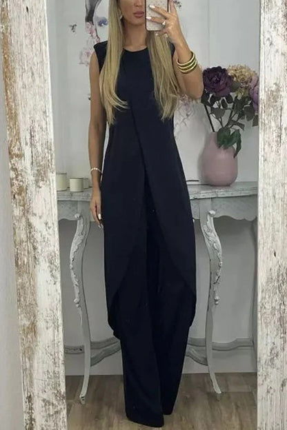 Conjunto informal de dos piezas con top sin mangas y abertura