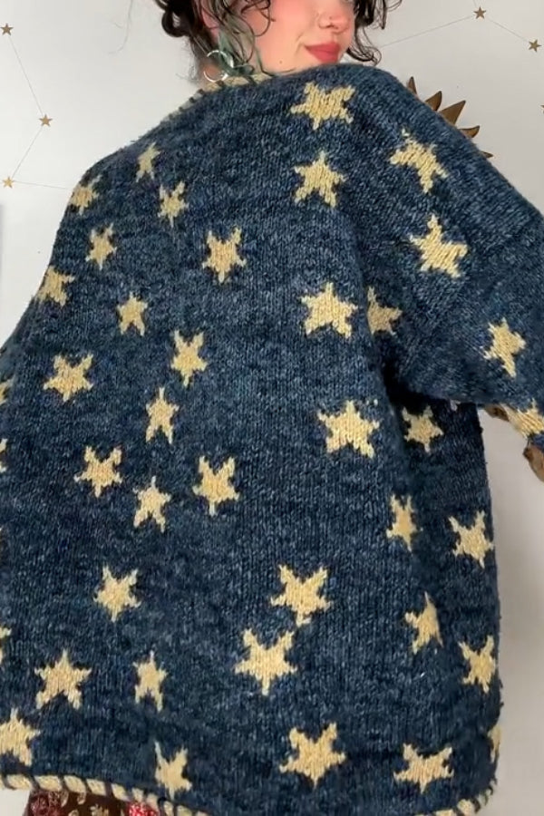Suéter tipo cárdigan retro con cielo estrellado