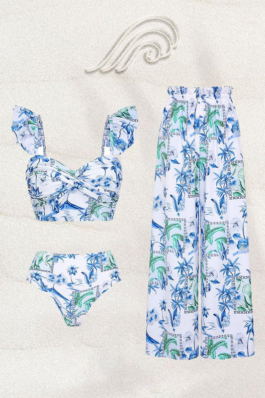 Conjunto de baño de tres piezas con volantes y estampado floral de Belinda 
