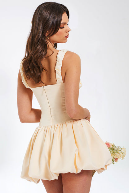 Vestido mini liso con cuello cuadrado y dobladillo abullonado 
